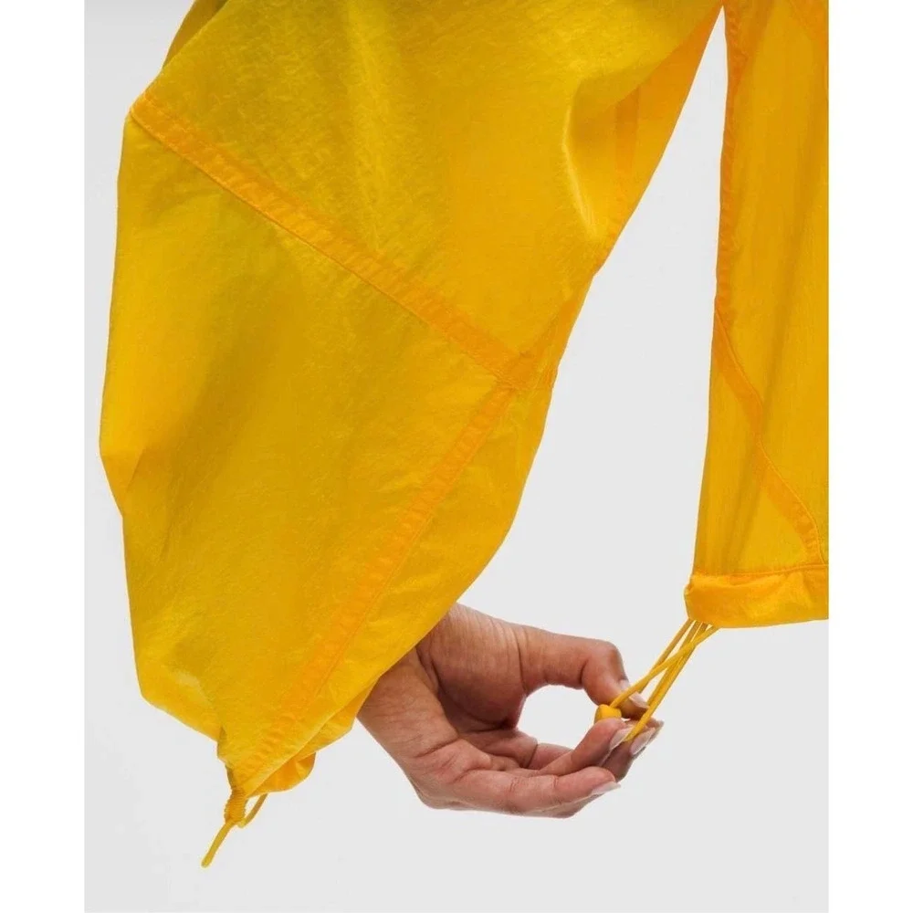 882-Lululemon Scuba Cropped Anorak-Maize Yellow